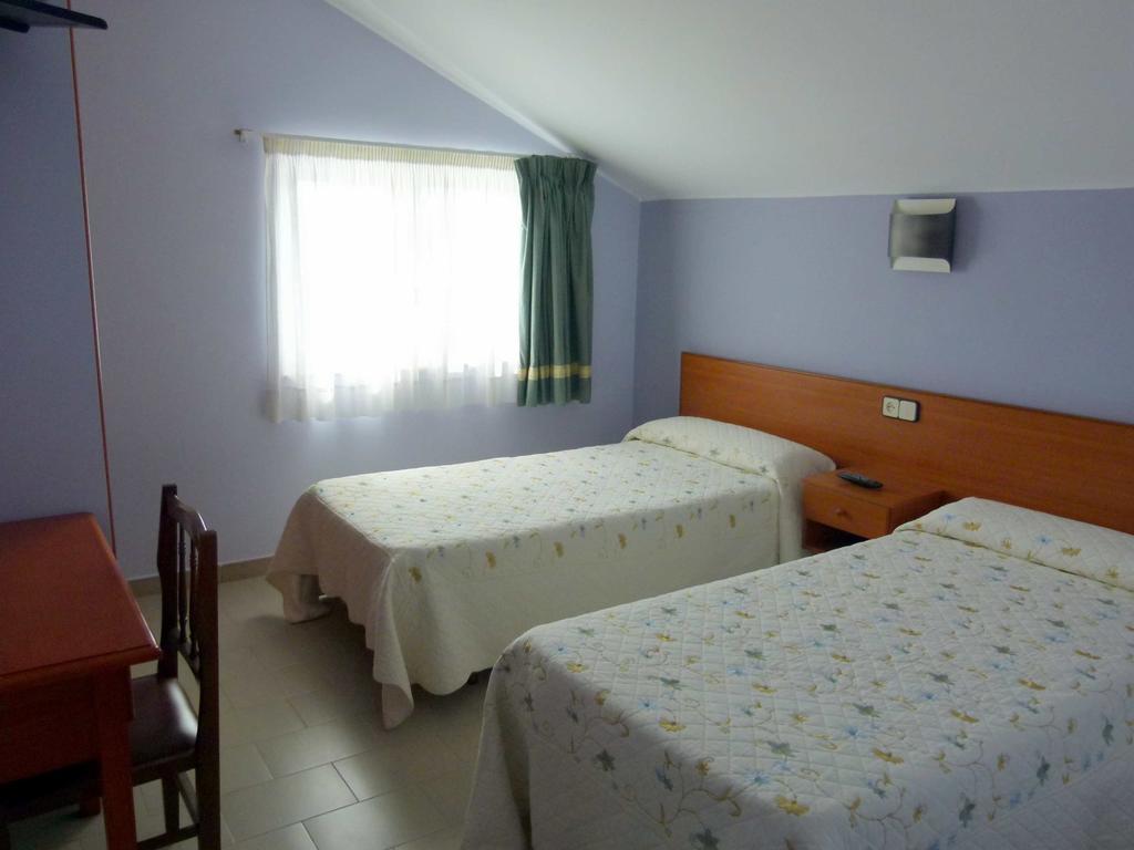 Hostal Chiquin Tapia De Casariego Exterior foto