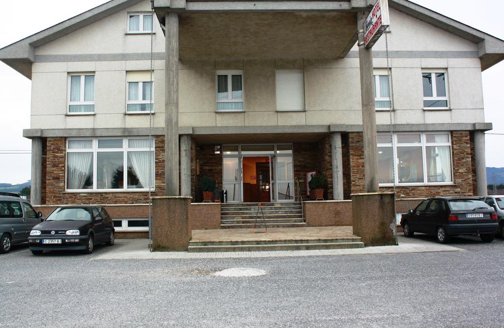 Hostal Chiquin Tapia De Casariego Exterior foto
